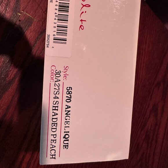 ANGELIQUE Wig by Jon Reneau - Picture 4 of 8